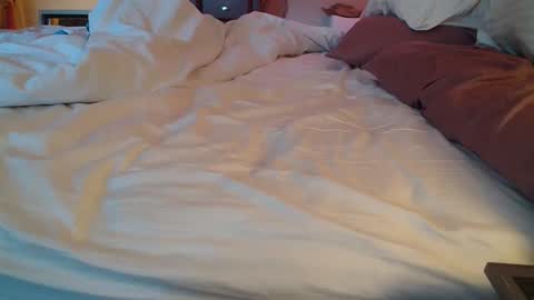 some call me djcatnips some call me CC but i love it when you call me miss catnips  online show from 11-12-25, 03:34