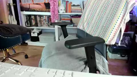 some call me djcatnips some call me CC but i love it when you call me miss catnips  online show from 06-02-26, 05:37