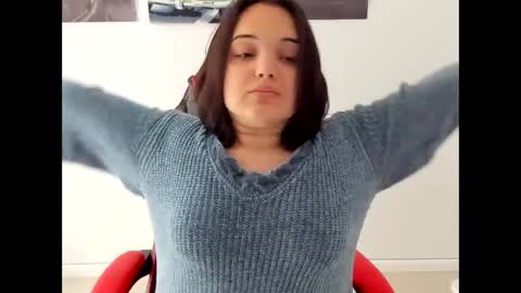 Catrine online show from 05-15-26, 06:53