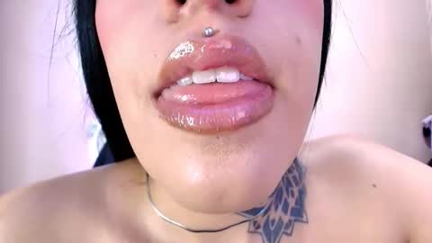 Cattleya online show from 02-24-26, 02:42