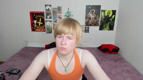cattie_w_ online show from 05-26-26, 01:12