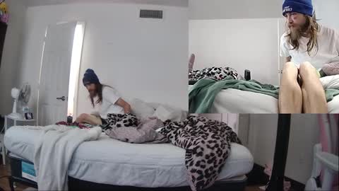 Snapshot of cattywompiscreations chatting on 01-07-25, 06:24 zatbabydaddy online show from 01-07-25, 06:24