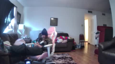 Snapshot of cattywompiscreations chatting on 01-16-25, 02:30 zatbabydaddy online show from 01-16-25, 02:30