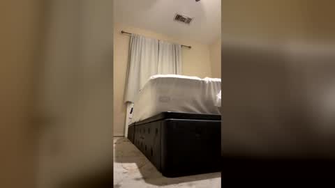 caughtnaked online show from 04-18-26, 12:09