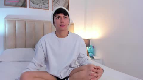 Cayden online show from 11-03-25, 03:41