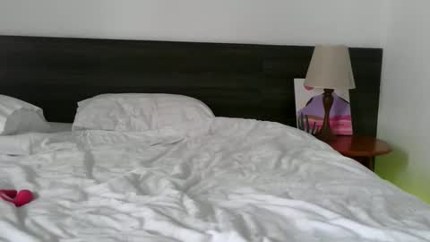 Snapshot of cbfryaa chatting on 11-30-25, 05:22 cbfryaa online show from 11-30-25, 05:22