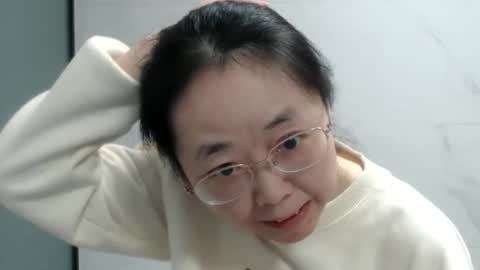 Snapshot of cbz112233 chatting on 01-03-25, 02:40 ANNYANNY online show from 01-03-25, 02:40