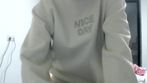 Snapshot of cbz112233 chatting on 01-18-25, 06:43 ANNYANNY online show from 01-18-25, 06:43