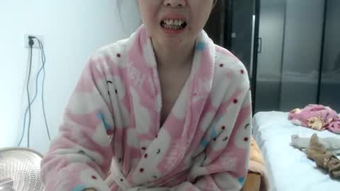 Snapshot of cbz112233 chatting on 01-19-25, 03:53 ANNYANNY online show from 01-19-25, 03:53