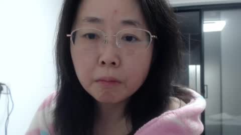 Snapshot of cbz112233 chatting on 02-19-25, 07:27 ANNYANNY online show from 02-19-25, 07:27