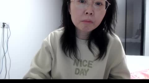 Snapshot of cbz112233 chatting on 02-20-25, 06:57 ANNYANNY online show from 02-20-25, 06:57