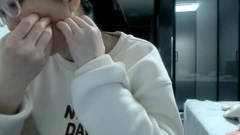 Snapshot of cbz112233 chatting on 02-26-25, 02:46 ANNYANNY online show from 02-26-25, 02:46