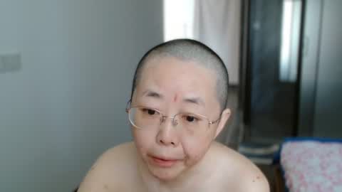 Snapshot of cbz112233 chatting on 06-19-26, 08:29 ANNYANNY online show from 06-19-26, 08:29