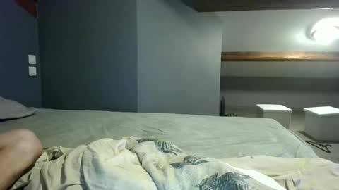 Snapshot of cclovefrench chatting on 05-09-26, 10:48 cclovefrench online show from 05-09-26, 10:48