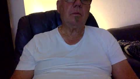 Snapshot of ccpower chatting on 02-16-25, 10:21 ccpower online show from 02-16-25, 10:21