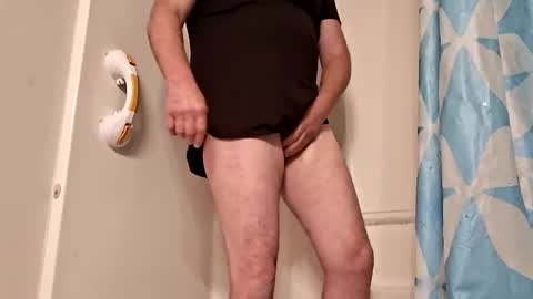 Snapshot of cd4026969 chatting on 10-22-25, 11:21 C.d slut4u online show from 10-22-25, 11:21