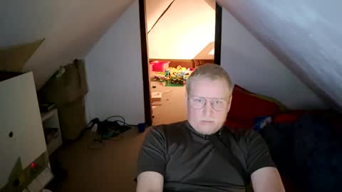 Snapshot of cebas chatting on 02-13-25, 09:51 cebas online show from 02-13-25, 09:51