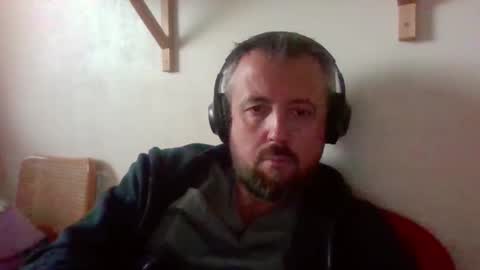 Snapshot of cebcool chatting on 11-22-25, 10:14 Sb online show from 11-22-25, 10:14