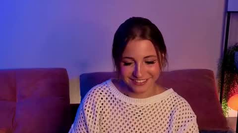 Lina  online show from 11-15-25, 07:43