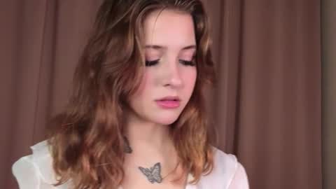 Lina  online show from 03-04-26, 07:20