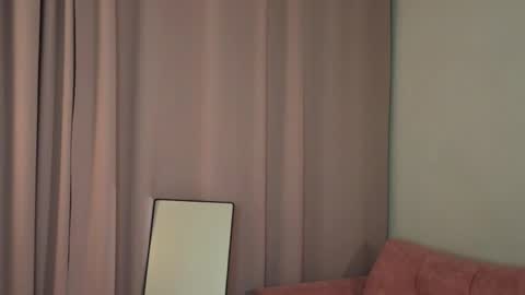 Lina  online show from 04-12-26, 06:24