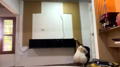 Snapshot of cedrela_gomez chatting on 11-10-25, 08:41 CEDRELARYAN online show from 11-10-25, 08:41