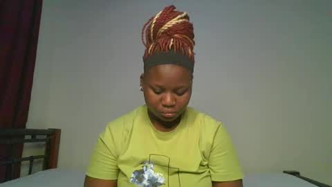 Snapshot of ceepretty25 chatting on 07-07-26, 12:46 ceepretty25 online show from 07-07-26, 12:46
