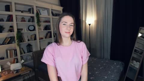 Snapshot of cel1ne_secret chatting on 12-25-24, 01:42 Josie Manesi online show from 12-25-24, 01:42