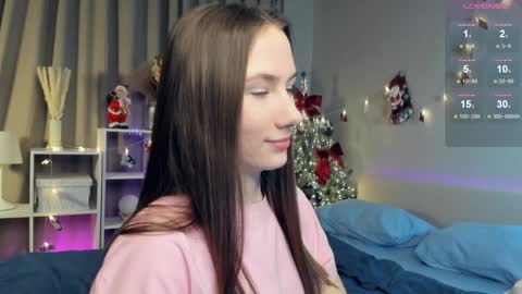 Snapshot of cel1ne_secret chatting on 01-17-25, 11:40 Josie Manesi online show from 01-17-25, 11:40