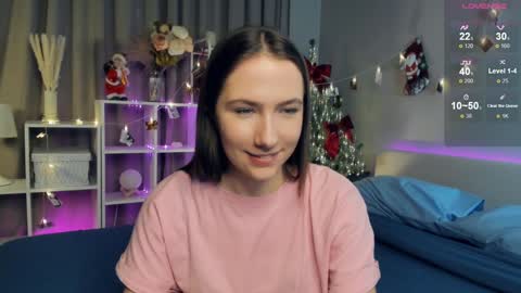 Snapshot of cel1ne_secret chatting on 01-18-25, 07:15 Josie Manesi online show from 01-18-25, 07:15