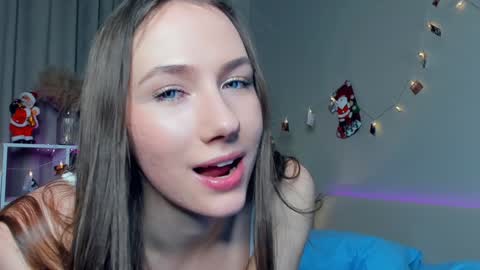 Snapshot of cel1ne_secret chatting on 01-27-25, 01:26 Josie Manesi online show from 01-27-25, 01:26