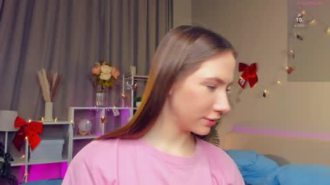Snapshot of cel1ne_secret chatting on 02-02-25, 07:14 Josie Manesi online show from 02-02-25, 07:14