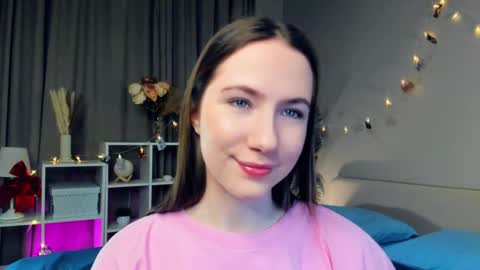 Snapshot of cel1ne_secret chatting on 02-19-25, 07:38 Josie Manesi online show from 02-19-25, 07:38