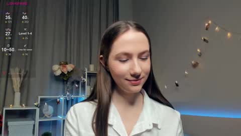 Snapshot of cel1ne_secret chatting on 02-20-25, 07:30 Josie Manesi online show from 02-20-25, 07:30
