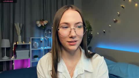 Snapshot of cel1ne_secret chatting on 03-09-25, 08:31 Josie Manesi online show from 03-09-25, 08:31