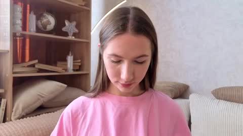 Snapshot of cel1ne_secret chatting on 09-09-25, 06:24 Josie Manesi online show from 09-09-25, 06:24