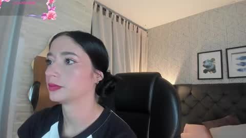 Snapshot of celeste__clark chatting on 10-09-25, 12:14 Celeste online show from 10-09-25, 12:14