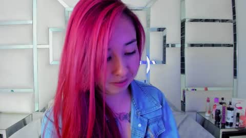 celeste_hillx online show from 03-08-25, 05:17