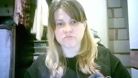 celeste_naughty_ online show from 04-17-26, 11:57