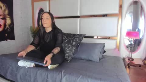 celeste_starsss online show from 01-19-25, 09:13