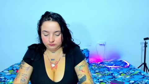 Snapshot of celeste_y_pipe chatting on 03-04-25, 08:35 Celeste Y Pipe online show from 03-04-25, 08:35