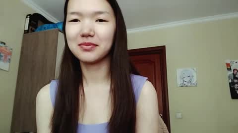 Snapshot of celestegessel chatting on 05-12-26, 10:12 Molly online show from 05-12-26, 10:12