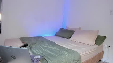 Snapshot of celesteginger chatting on 02-12-25, 03:05 celesteginger online show from 02-12-25, 03:05