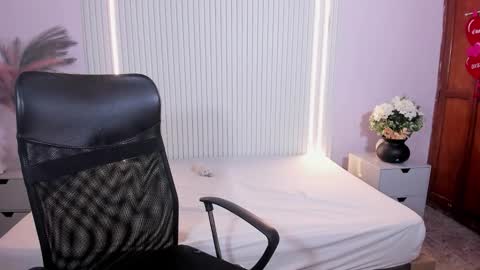 celestemoon5 online show from 01-12-26, 10:53