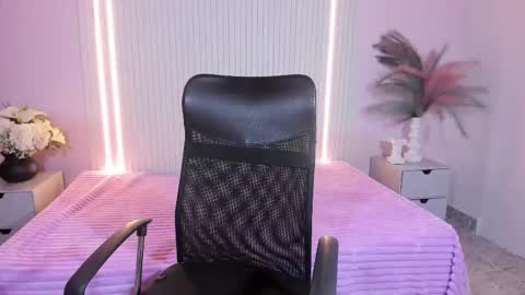 celestemoon5 online show from 02-20-26, 04:53