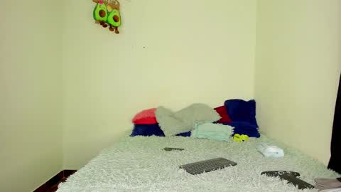 Snapshot of celestexcute chatting on 02-17-25, 12:32 Celeste online show from 02-17-25, 12:32