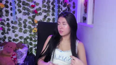 Snapshot of celestinepurple chatting on 12-04-24, 07:45 Celestineeeeee online show from 12-04-24, 07:45