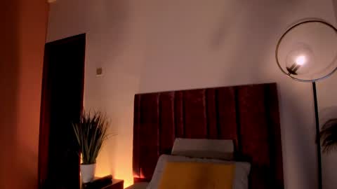 Snapshot of celesttequeen chatting on 04-22-26, 11:45 Celeste Quenn online show from 04-22-26, 11:45
