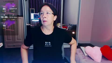 Snapshot of celine_faer1 chatting on 05-24-26, 12:48 Celine online show from 05-24-26, 12:48