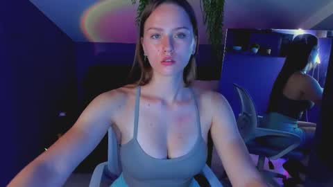 elin online show from 09-17-25, 09:05